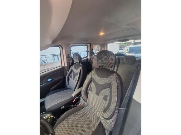 Sahibinden Fiat Doblo Combi 1.6 Multijet Safeline 2021 Model