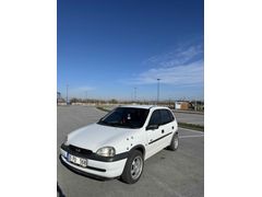 3. SAHİBİNDEN DÜŞÜK KM CORSA 1.4