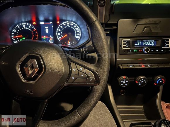 BB AUTO'DAN HATASIZ TRAMERSİZ CLIO JOY