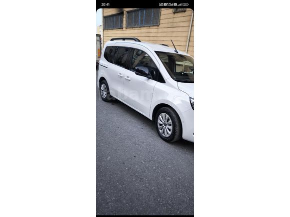 Sahibinden Renault Kangoo Multix 1.5 BluedCi Iconic 2025 Model