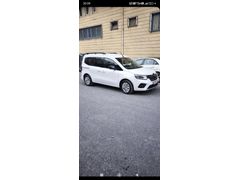 Sahibinden Renault Kangoo Multix 1.5 BluedCi Iconic 2025 Model