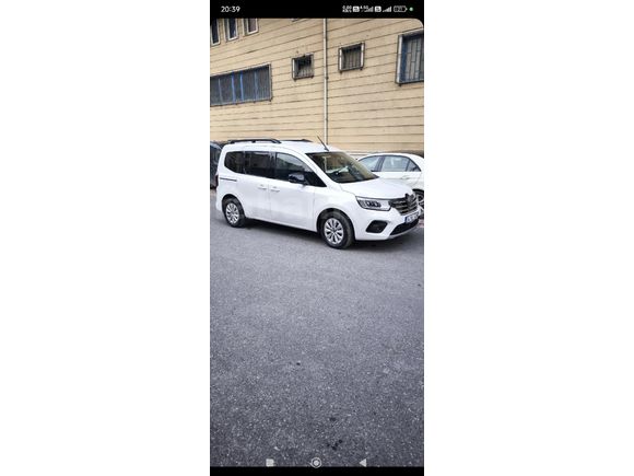 Sahibinden Renault Kangoo Multix 1.5 BluedCi Iconic 2025 Model