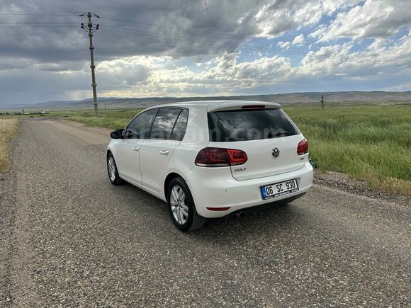 Golf 1.6 TDi Highlene hatasız değişensiz  bakımlı