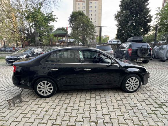 Sahibinden Volkswagen Jetta 1.6 TDi Primeline 2010 Model 