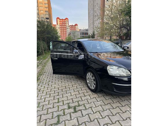 Sahibinden Volkswagen Jetta 1.6 TDi Primeline 2010 Model 