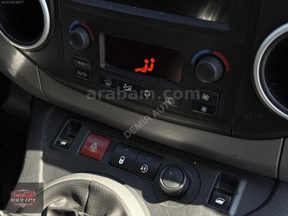 DEMİR AUTO'DAN 2017 CİTROEN BERLİNGO SELCTİON FULL KARTA 12 TKST