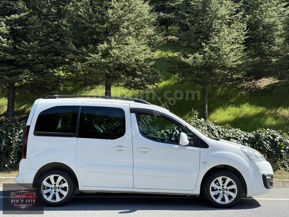DEMİR AUTO'DAN 2017 CİTROEN BERLİNGO SELCTİON FULL KARTA 12 TKST
