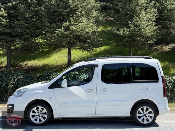 DEMİR AUTO'DAN 2017 CİTROEN BERLİNGO SELCTİON FULL KARTA 12 TKST