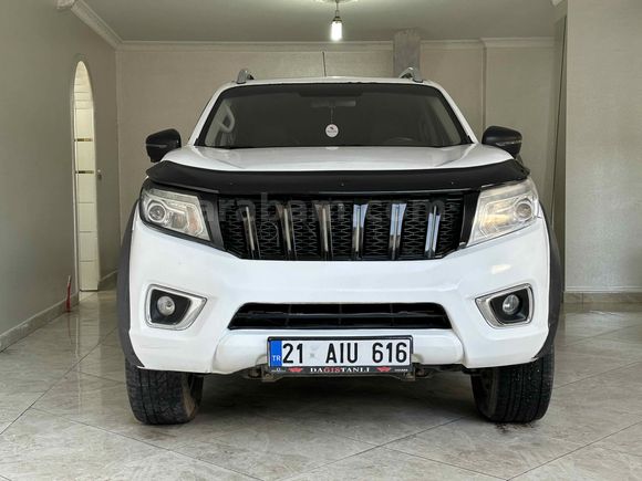 Sahibinden Nissan Navara 2.3 dCi 4x4 2017 Model 