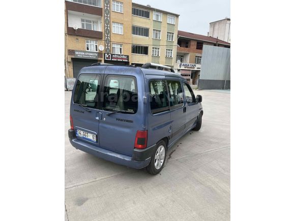 Sahibinden Peugeot Partner 1.9 D Combispace 2000 Model 