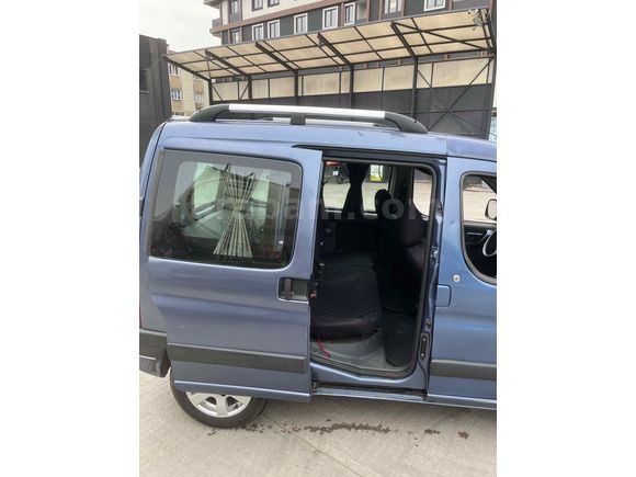 Sahibinden Peugeot Partner 1.9 D Combispace 2000 Model 