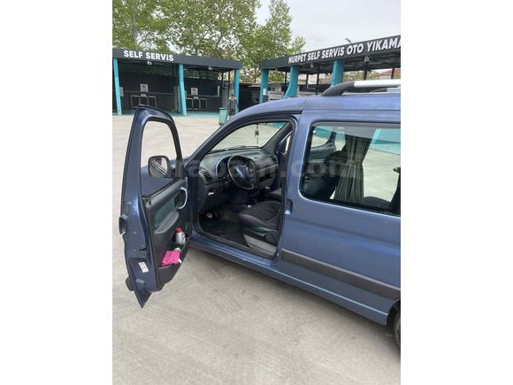 Sahibinden Peugeot Partner 1.9 D Combispace 2000 Model 