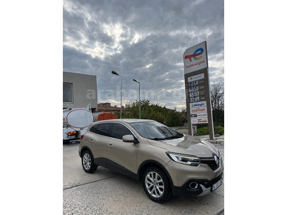ÖĞRETMENDENKADJAR SUV TERTEMİZ 110000 KM...SON FİYAT