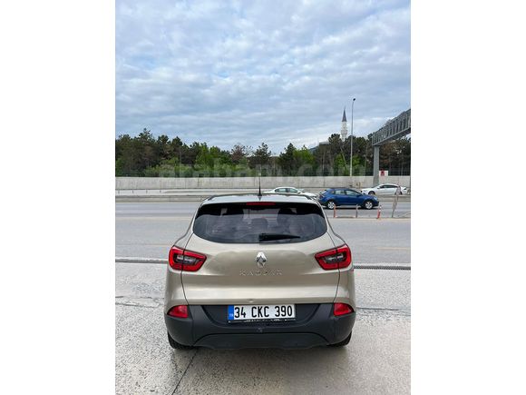 ÖĞRETMENDENKADJAR SUV TERTEMİZ 110000 KM...SON FİYAT
