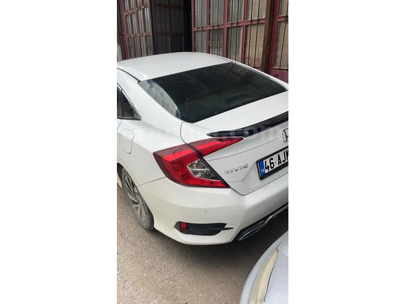 Sahibinden Honda Civic 1.6i VTEC Eco Executive 2018 Model 