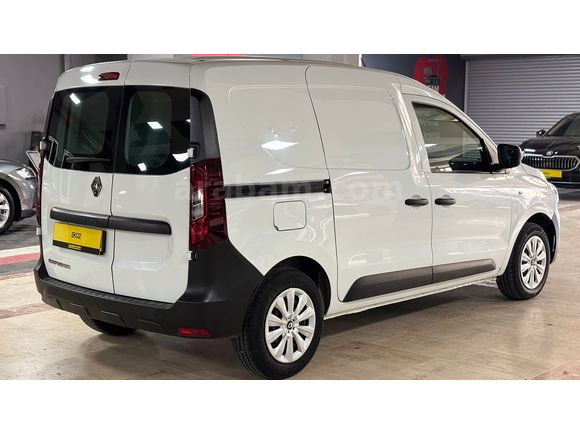 2024 RENAULT JOY VAN 1.5 DCI 95 BG