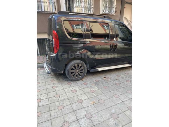 Sahibinden Fiat Doblo Combi 1.6 Multijet 20.Yıl Özel Seri 2020 Model  112000 km Siyah