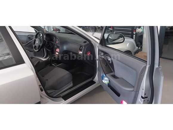Sahibinden Hyundai Elantra 1.6 GLS 2005 Model