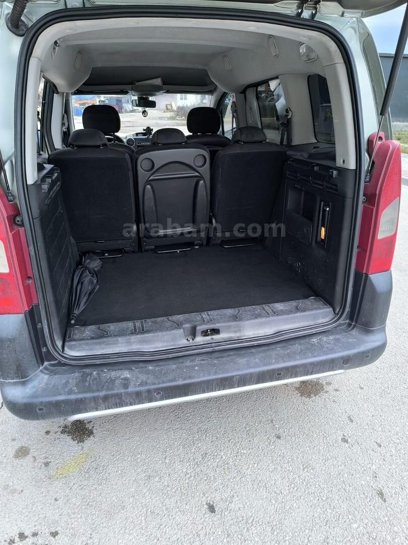 Sahibinden Peugeot Partner 1.6 HDI Outdoor 2011 Model Bursa 230.000 km Yeşil 7