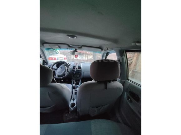 Sahibinden Hyundai Accent 1.6 Admire 2005 Model