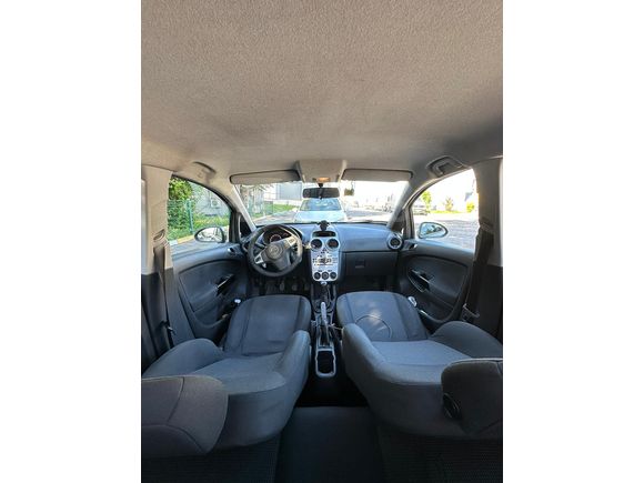 Temiz Aile Aracı Opel Corsa 1.2 Twinport Essentia Bakımlı