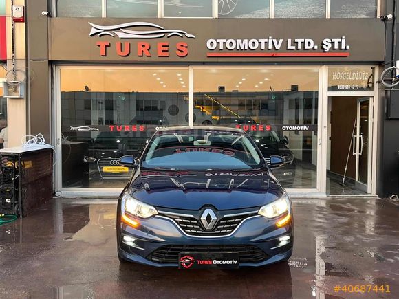 360.000 PEŞİN KALANI 36 AY VADE/2022 LANSMAN RENK MEGANE 1.3