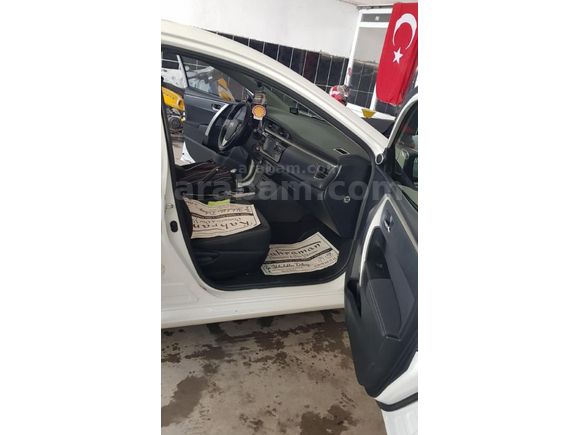 Sahibinden Toyota Corolla 1.4 D-4D Advance 2015 Model