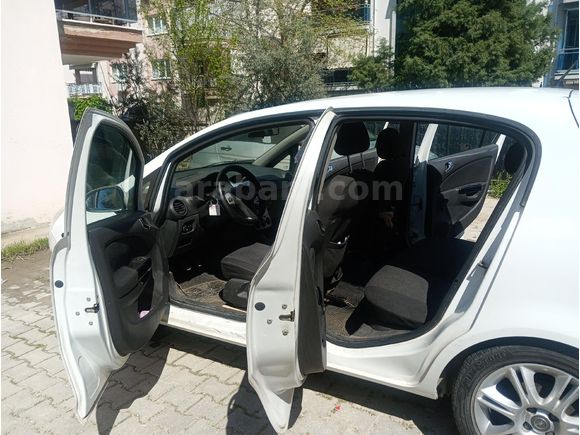 Sahibinden Opel Corsa 1.3 CDTI Essentia 2012 Model