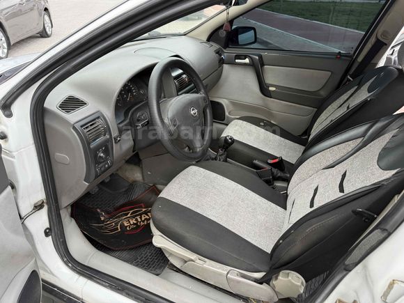 Galeriden Opel Astra 1.6 GL 2000 Model Konya