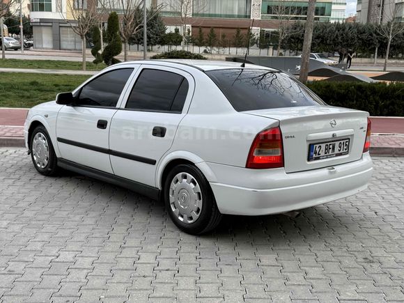 Galeriden Opel Astra 1.6 GL 2000 Model Konya