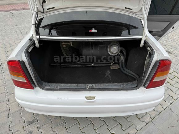 Galeriden Opel Astra 1.6 GL 2000 Model Konya