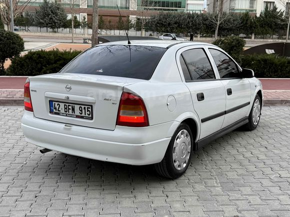 Galeriden Opel Astra 1.6 GL 2000 Model Konya