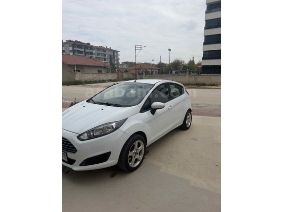 Sahibinden Ford Fiesta 1.5 TDCi Trend 2014 Model 