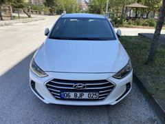 Sahibinden Hyundai Elantra 1.6 CRDi Style Plus 2017 Model 