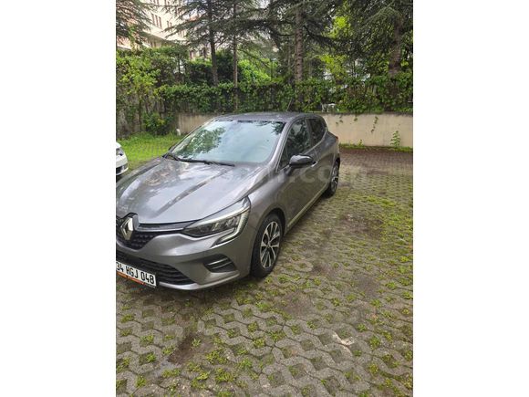 Sahibinden Renault Clio 1.0 TCe Icon 2023 Model 