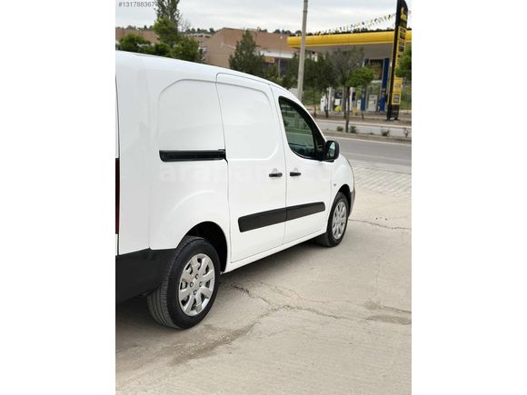 %20 FATURALI HATASIZ BOYASIZ 2+1 KLİMALI 2017 1.6HDI PARTNER