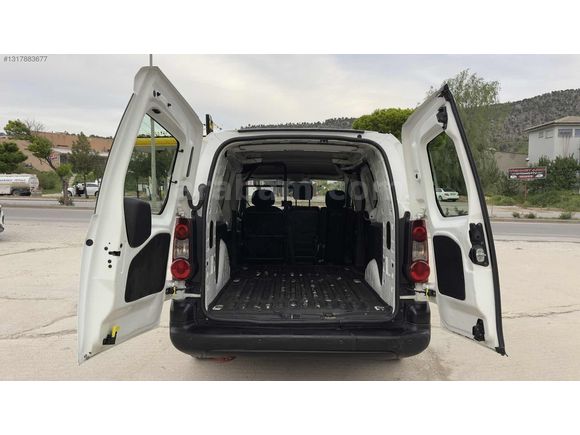 %20 FATURALI HATASIZ BOYASIZ 2+1 KLİMALI 2017 1.6HDI PARTNER