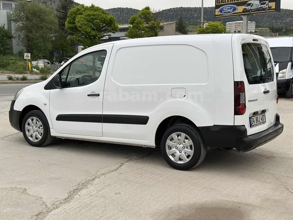 %20 FATURALI HATASIZ BOYASIZ 2+1 KLİMALI 2017 1.6HDI PARTNER