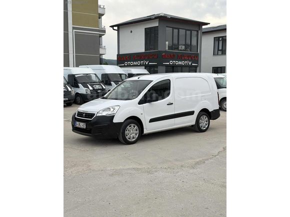 %20 FATURALI HATASIZ BOYASIZ 2+1 KLİMALI 2017 1.6HDI PARTNER