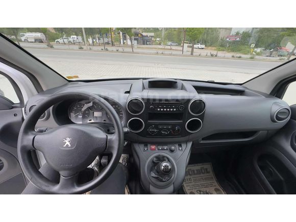 %20 FATURALI HATASIZ BOYASIZ 2+1 KLİMALI 2017 1.6HDI PARTNER