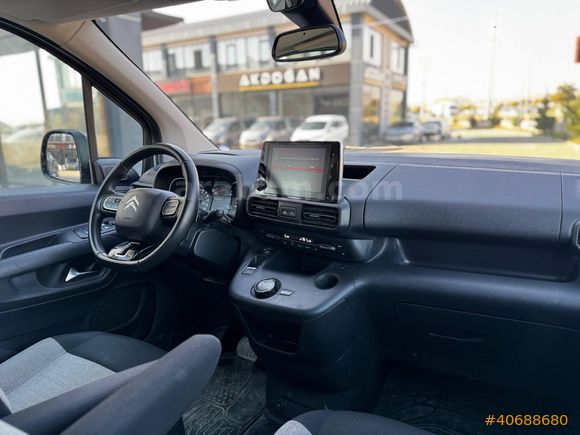 100.YIL AUTO' DAN BOYASIZ SHİNE BERLİNGO