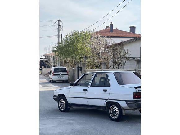 Sahibinden Renault R 9 1.4 Spring 1996 Model 