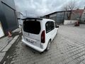 ÖZGÜVENDİ Motors'dan 2013 Euro5 Motor Cam Tavanlı Zenith