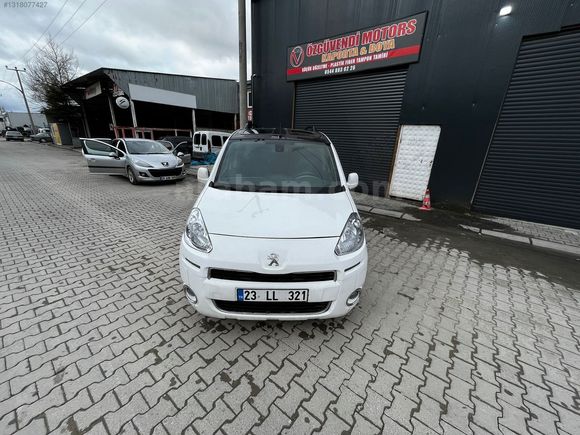 ÖZGÜVENDİ Motors'dan 2013 Euro5 Motor Cam Tavanlı Zenith