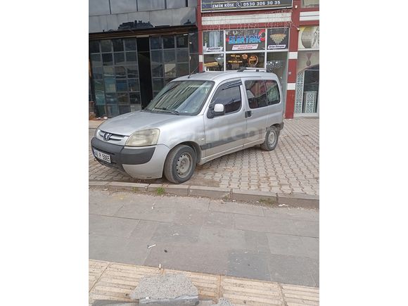 Sahibinden Peugeot Partner 2.0 HDI 2004 Model