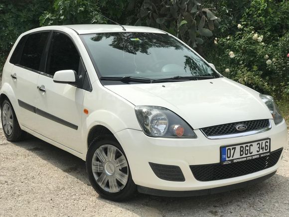 Sahibinden Ford Fiesta 1.4 TDCi Comfort 2006 Model