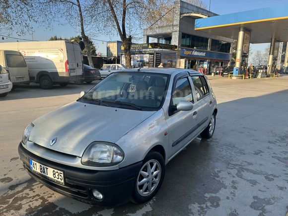 Sahibinden Renault Clio 1.6 RTE 2000 Model  314.000 km Gri