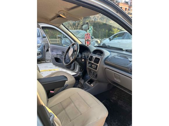 Sahibinden Renault Clio 1.6 RTE 2000 Model  314.000 km Gri