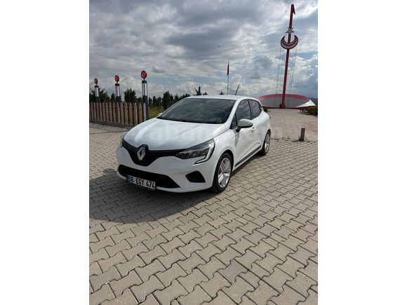 YETKİLİ SERVİS BAKIMLI TESLA EKRANLI 2022 MODEL RENAULT CLİO