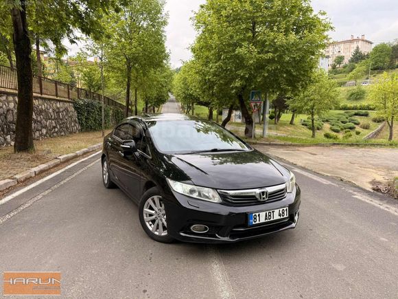 HARUN,DAN 2012 HONDA 40.YIL ELAGANCE SUNROOF OTOMATİK TAKAS OLUR